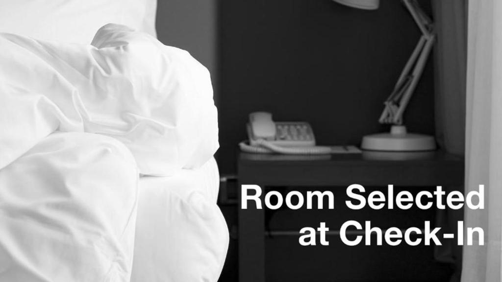Room image 5